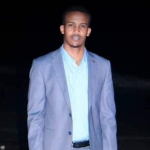 Wasiiru Dowlaha Arimaha Gudaha K/galbeed Oo Is Hortaaagay Wariyaal Hawlo Shaqo U Tagay Degmada Quracjoome.