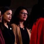 Khilaaf ka dhex qarxay Ilhaan Cumar iyo Xildhibaano Yahuud ah