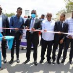 Cumar Filish oo xariga ka jaray dhismaha wadada Warshada Caanaha