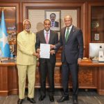 Maxaa dhici karo haddii xildhibaanimada Yaasiin Fareey & Mahdi Guuleed meesha laga saaro.