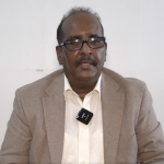 Aabaha dhalay Ikraan Tahliil oo markii ugu horreysay ka hadlay Kiiska gabadhiisa.