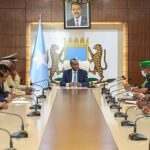 Ra’iisul wasaare Rooble oo shir la yeeshay Taliyaasha ciidamada Booliska iyo AMISOM