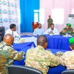 U jeedka kulanka Qoor Qoor iyo Taliyaha Ciidanka AMISOM ee degaannada Galmudug.