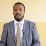 Guddiga doorashada federaalka oo si cusub uga hadlay kuraastii la hakiyay Afhayeenka Guddiga Doorashooyinka Heer Federaal Axmed-Safiino-