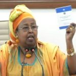 Wasiir Khadiijo Diiriye oo lagu heley cadeymo ah shaqaalahii laga eryey Wasaaradda Gargaarka. Wasiir Ku-Xigeenka Wasaaradda Gargaarka Oo Xaqiijiyay Eeda Loo Jeediyay Khadiijo Diiriye