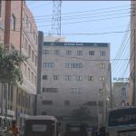 Wararkii ugu dambeeyey khasaaro ka dhashay qaraxii Muqdisho iyo Al-Shabaab oo sheegatay.