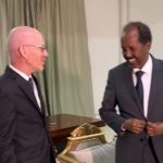 Madaxweyne Xasan Sheekh oo kulan la qaatay James Swan