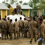 Meydadka dad Itoobiya ah oo daadsan tuulooyinka badan.