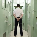 Muxuu yahay ninka Soomaaliga ah ee cunuggiisa ku dilay haddana magdhowga raba?