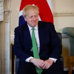 Raysul wasaaraha Ingiriiska oo wajahaya xaalad adag