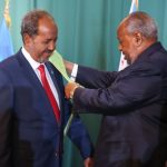 Madaxweyne Xasan Sheekh oo la gudoon siiyey billada ugu qaalisan dalka Jabuuti