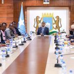 Ra’iisul Wasaare Xamse oo kulankii ugu horreeyay la yeeshay Guddiga Qaran ee Gurmadka Abaaraha