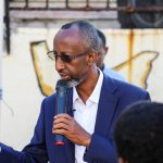 Wasiirka Waxbarashada Soomaaliya oo beeniyay war kasoo yeeray Al shabaab