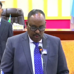 Madaxweyne Deni oo furay kal-fadhigga 57-aad ee Golaha Wakiillada Puntland Madaxweyne Siciid Cabdullaahi Deni oo khudbad ka jeedinaya furitaanka kal-fadhigga 57-aad ee Golaha Wakiillada Puntland ee Garoowe.