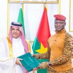 Sacuudiga oo xoojinaya saameyntiisa Burkina Faso, kadib go’aankii lagu jaray xiriirkii Faransiiska